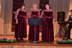 Kaulakių-moterų-vokalinis-ansamblis