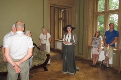 Ekskursijos-gidė-Gelgaudiškio-kultūros-centro-direktorė-Dianos-Šležienės-pasakojimas