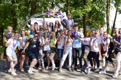 Bėgimo-„Išsitaškyk-spalvom“-savanoriai-ir-organizatoriai