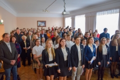 Akimirkos-iš-minėjimo-Po-paukščio-sparnu“-gimnazijoje.-11