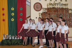 Akimirkos-iš-minėjimo-Po-paukščio-sparnu“-gimnazijoje.-12